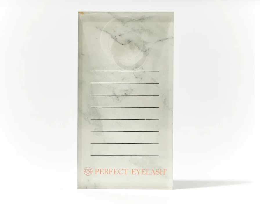 ORGANIZED GLASS PLATE WHITE